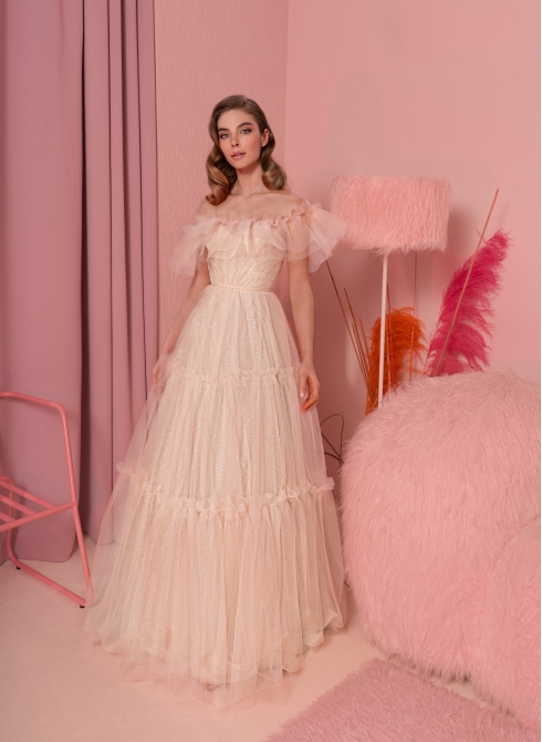 The model of the dress 0826 
